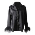 Bouton noir Up Long Feather Sleeve Women Blouse